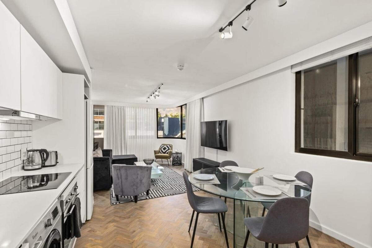 Luxurious With Stunning View Apartment Кейптаун Екстериор снимка