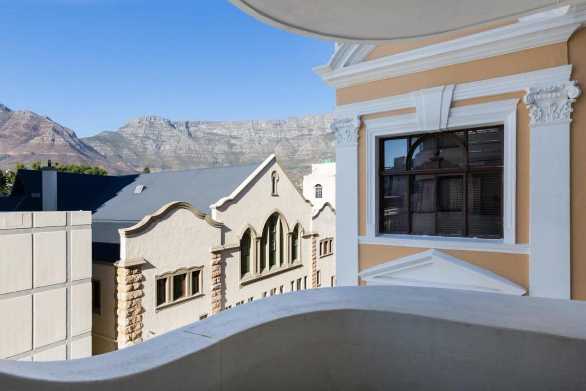 Luxurious With Stunning View Apartment Кейптаун Екстериор снимка