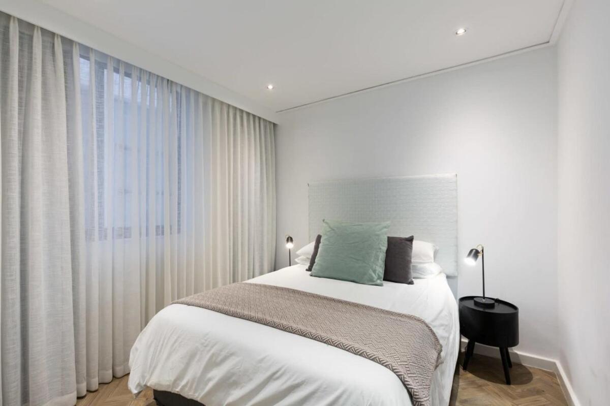 Luxurious With Stunning View Apartment Кейптаун Екстериор снимка
